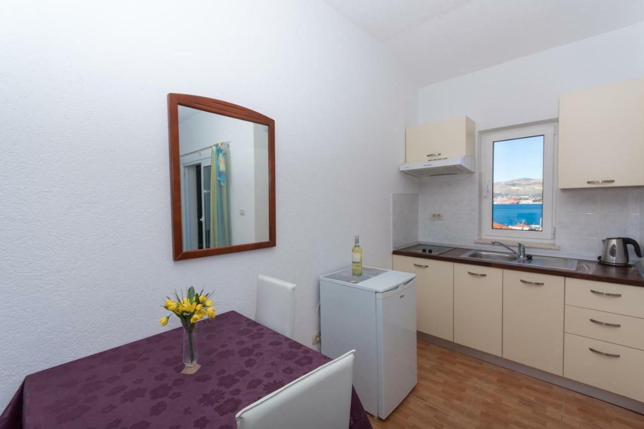 Apartments Fumija Trogir Exterior foto